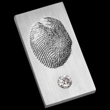 Laden Sie das Bild in den Galerie-Viewer, Pur mit Swarovski