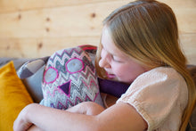 Laden Sie das Bild in den Galerie-Viewer, Burger CUDDLE "Burgi" (erst in ca. 4 Wochen wieder verfügbar)